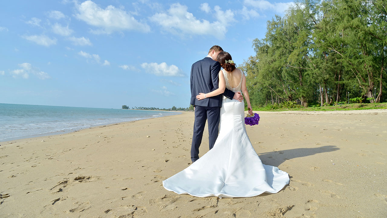 Image result for matrimonios en costa oeste de Tailandia.